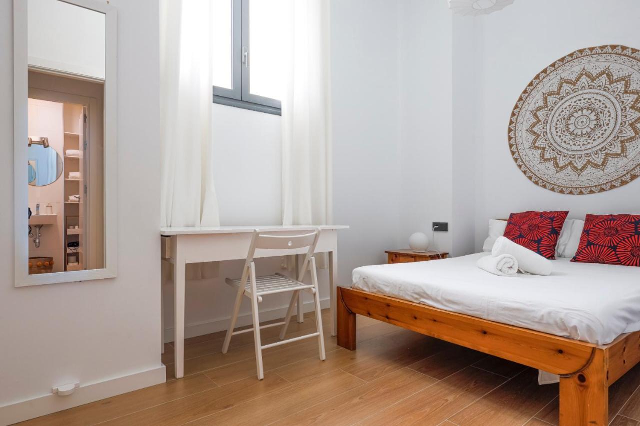 Oasis In The Heart Of Seville - 2 Bedroom Apt Εξωτερικό φωτογραφία
